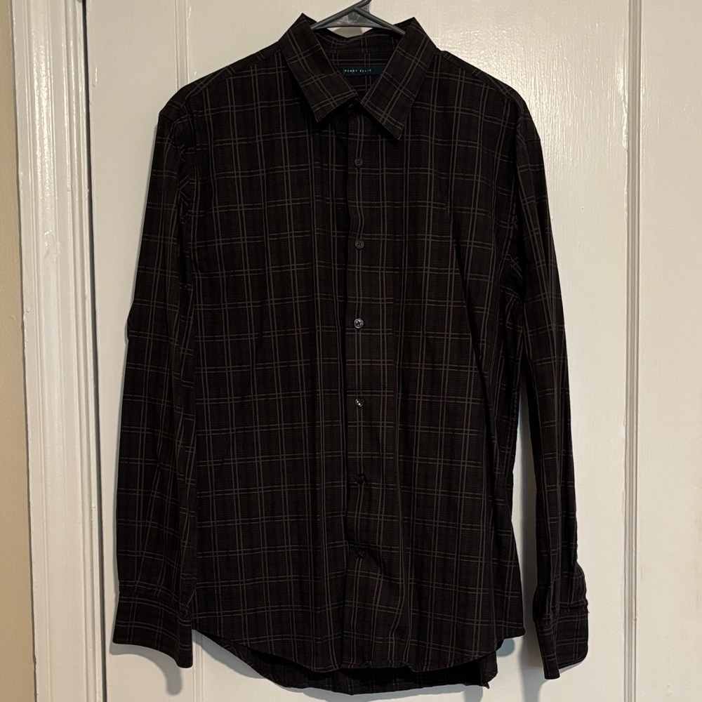 Perry Ellis Dark Plaid Button Down Shirt